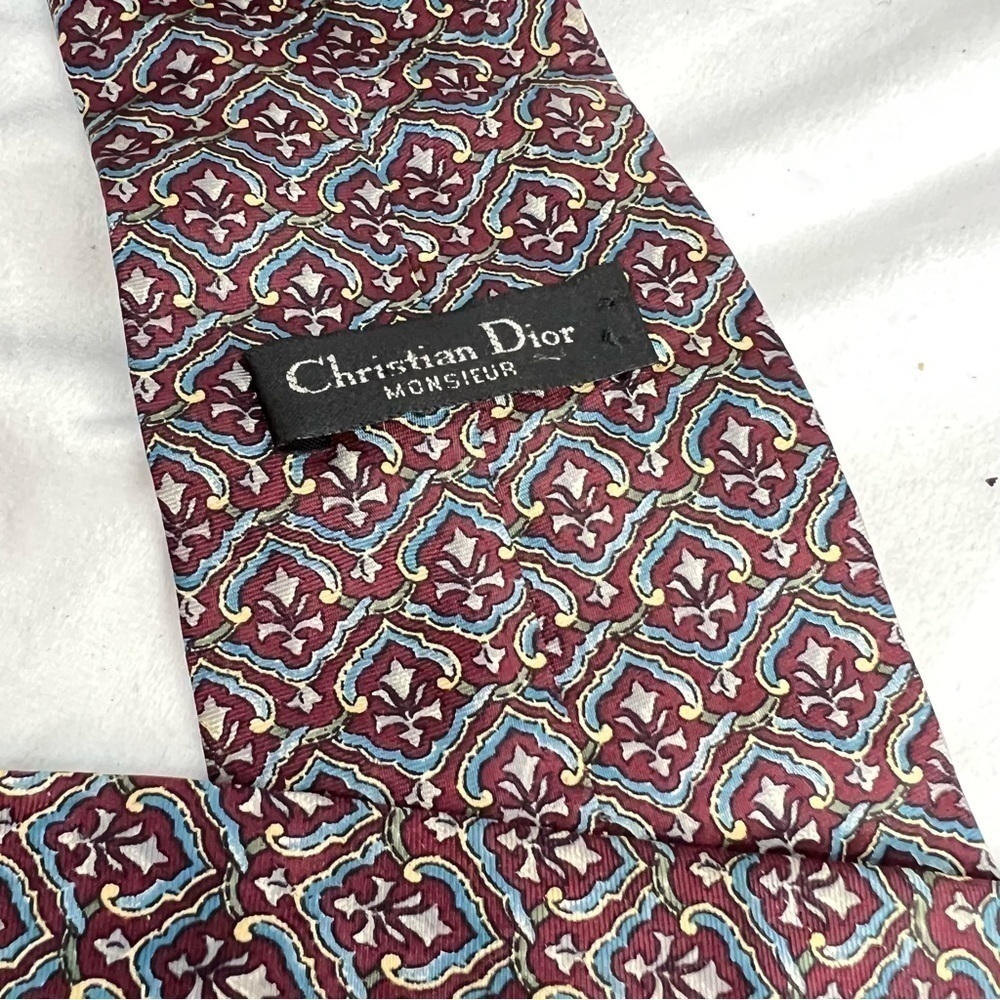 CHRISTIAN DIOR Handsome Men’s Silk Tie - Picture 6 of 8
